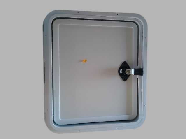 Portas exteriores de serviço (Autocaravana / Campervan)