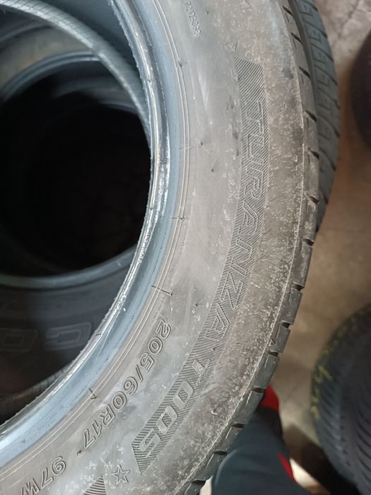 Opony letnie 205 60 R17 Bridgestone L1