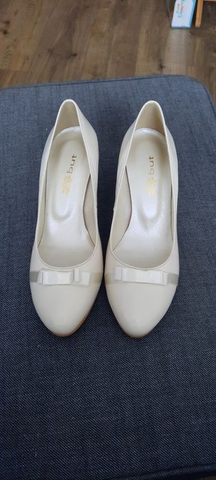 Buty ślubne r.39 ecru