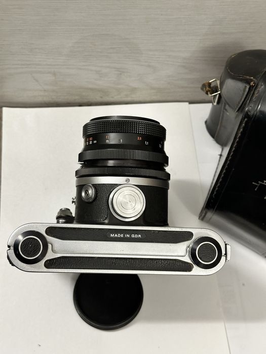 Pentacon Six TTL   Biometar 2.8 / 80 . Carl Zeiss Jena DDR