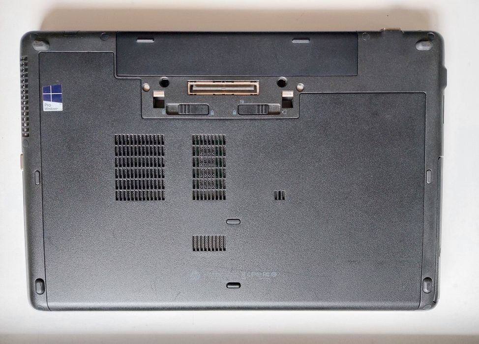 Hp 15.6"/FHd/i5 4gen/8gb/ssd240/акб 2.5 години
