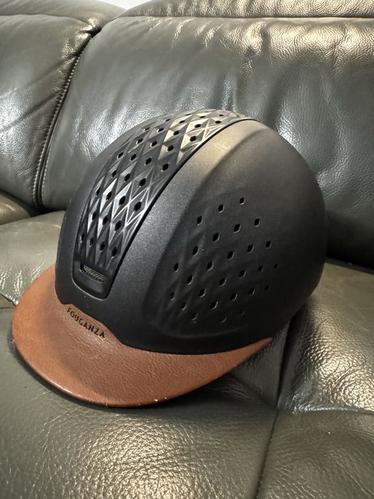 Kask fouganza FH900 r. 57