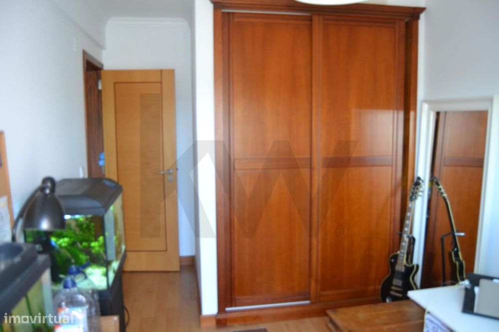 T3 com 2 Varandas, Vistas Desafogadas e Arrecadação | Vila Fria, Oeira