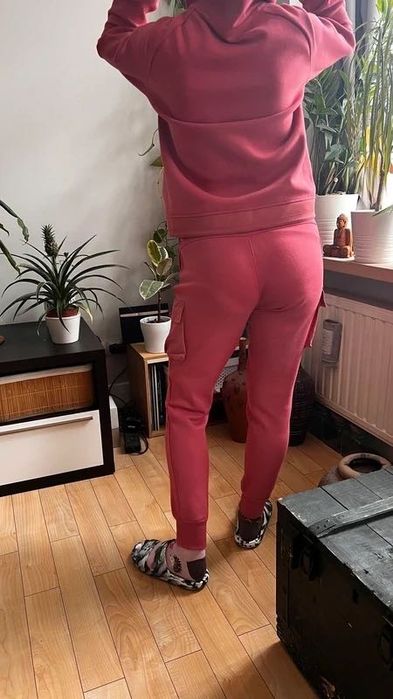 Komplet dresowy XS/S 4F bluza i spodnie cargo Komplet ubrany 2 razy