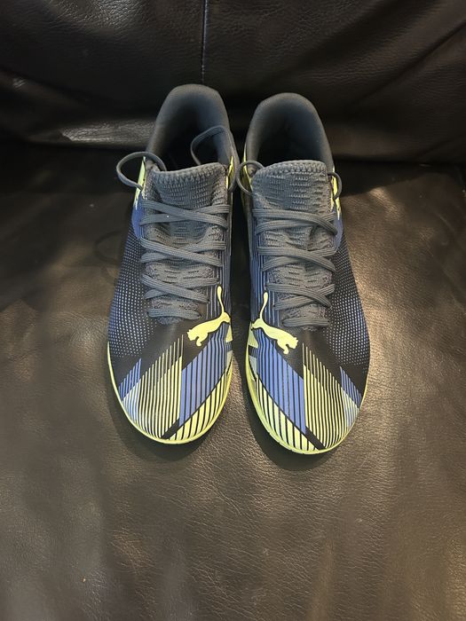 Buty halówki PUMA Future 7 play r.38,5