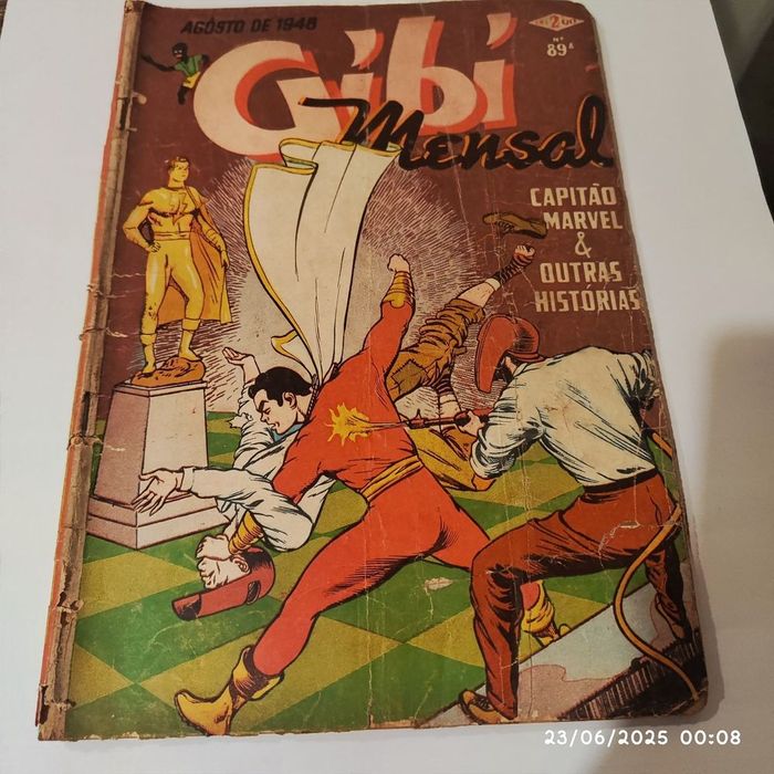 Revistas O Globo Juvenil Mensal e Revista Gíbíi Mensal do Shazam! De