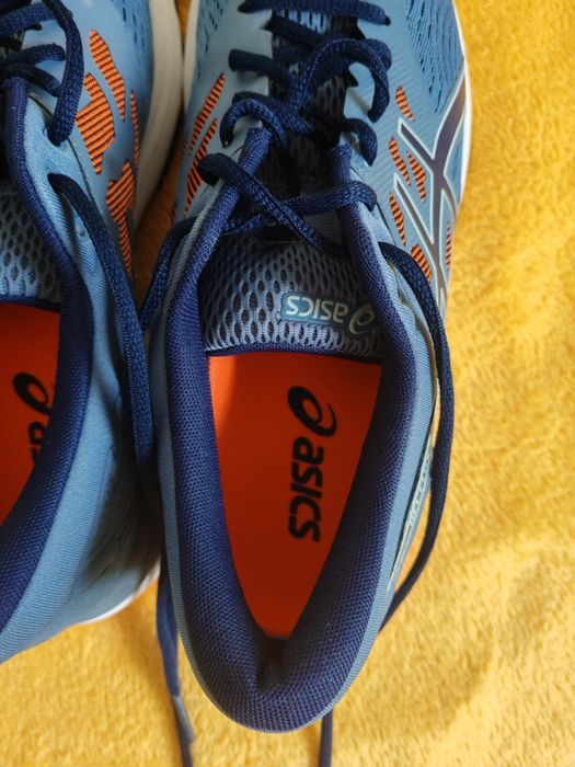 Sapatilhas asics T 42