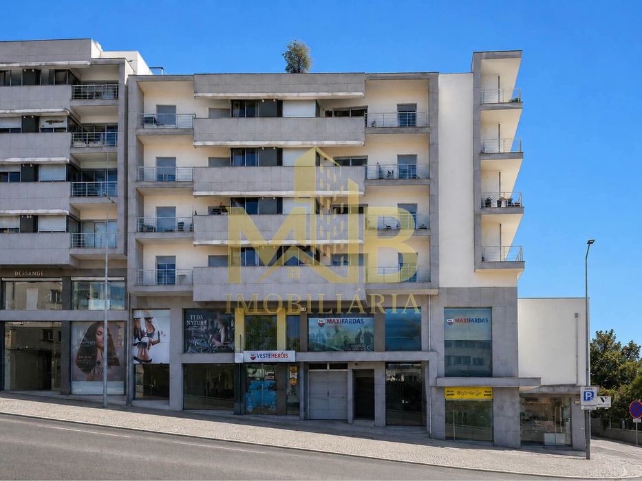 Apartamento T3 Centro de Paredes