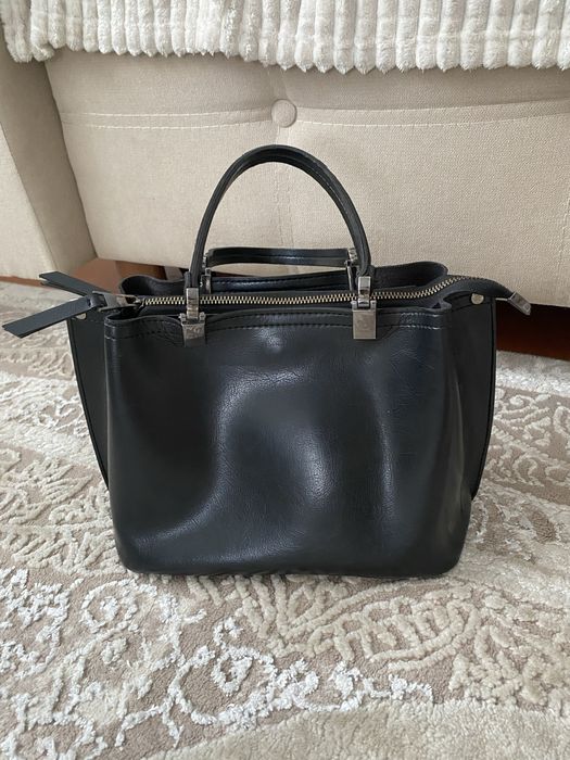 Класна невеличка сумочка з еко шкіри