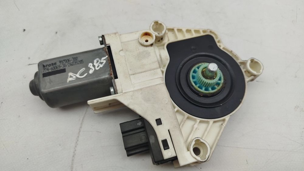 Motor vidro trás direito AUDI A6 Avant (4F5, C6)