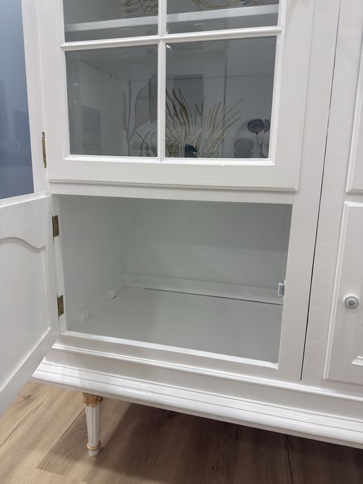Cristaleira  movel de decoração