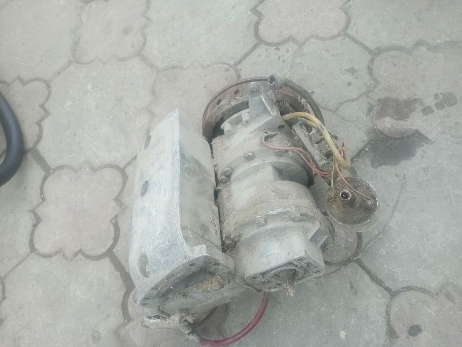 Двоциліндровий двигун бензиновий