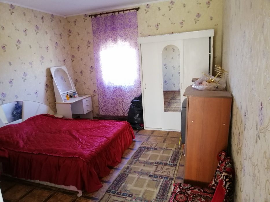 Продам  будинок за містом