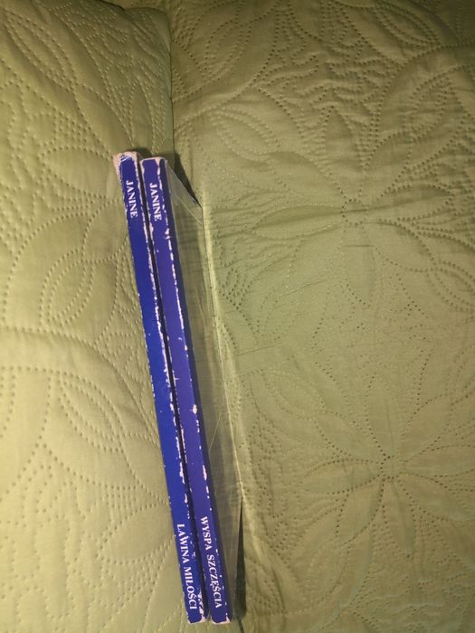 Książki romanse  2  szt