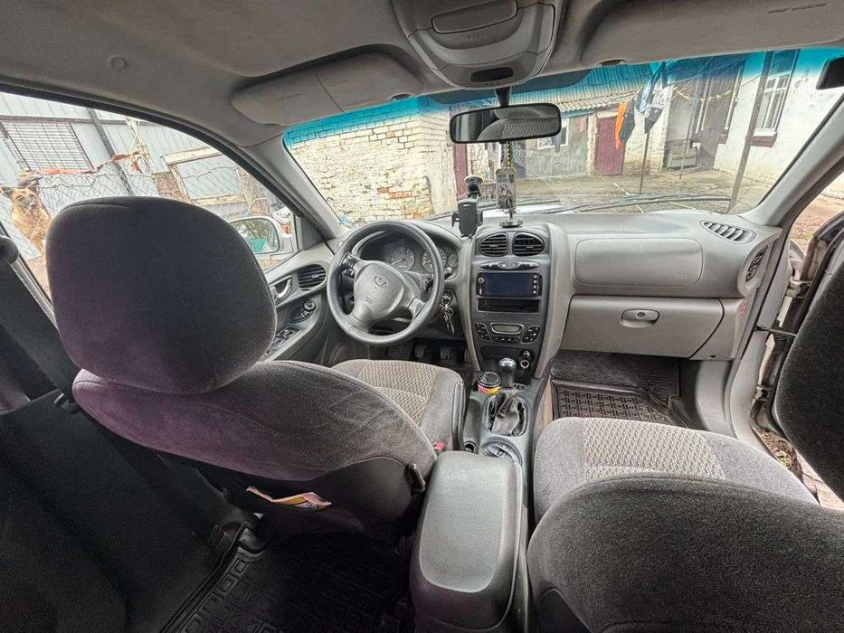 Продам Hyundai Santa Fe.