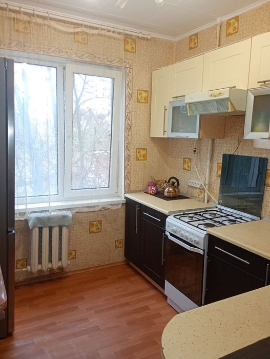 Сдам 1 кв Семёна Палия 60.