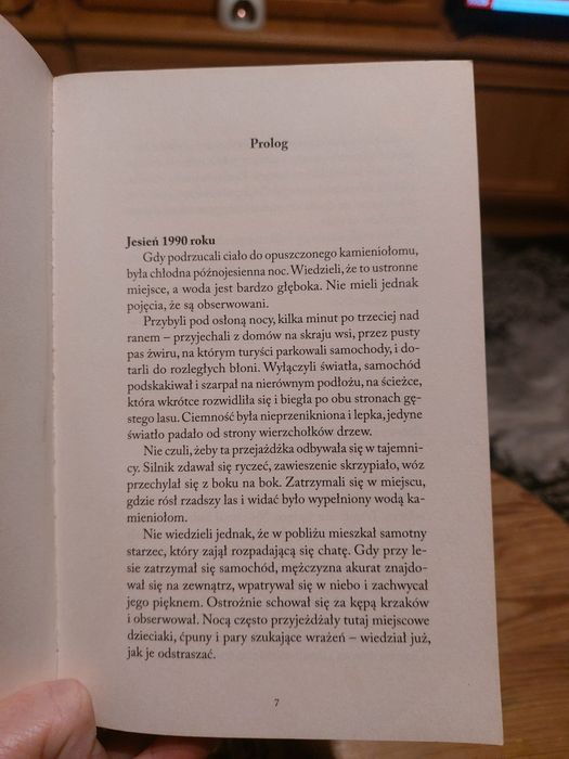 Mroczna toń Robert Bryndza