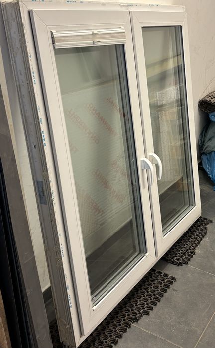 VETREX V90+ 3-szybowe 146×142 + 2 PLISY NA WYMIAR