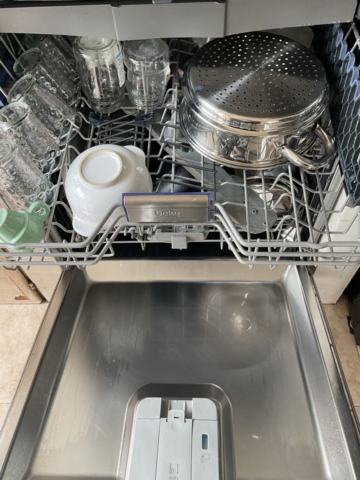 Maquina lavar loiça Beko impecavel