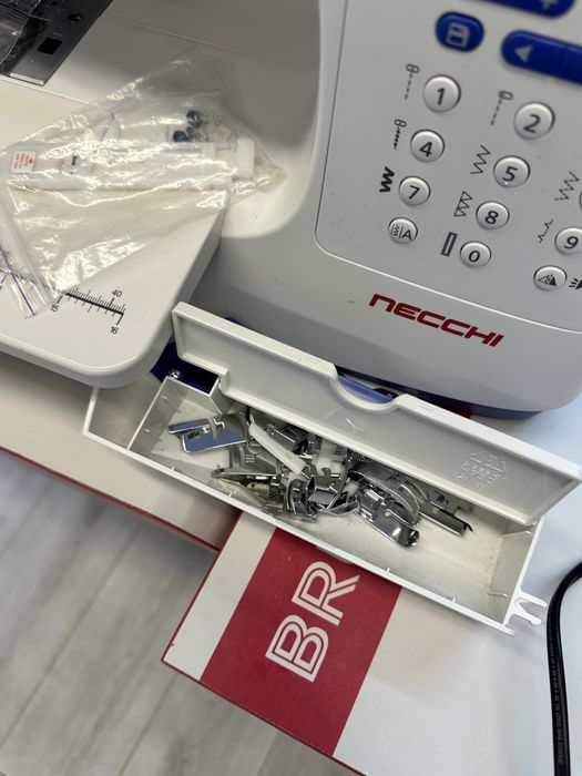 Швейна машина Necchi NC 103D