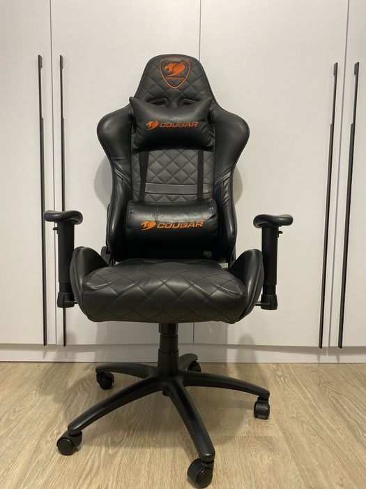 Крісло Cougar armore one