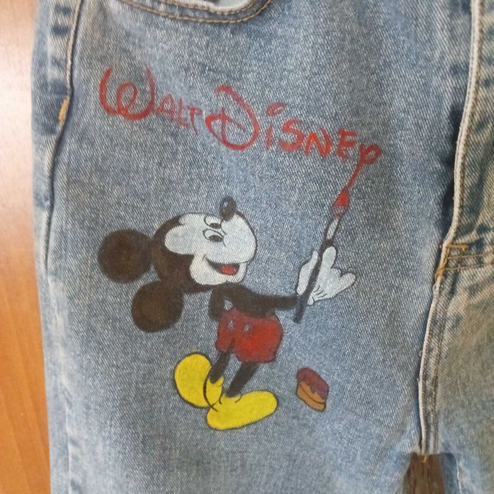 Damskie dżinsy ręcznie malowane Myszka Miki