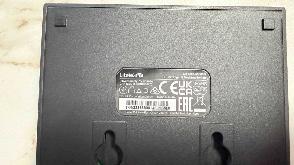 TP-LINK LiteWave 5-Port Gigabit Switch LS1005G