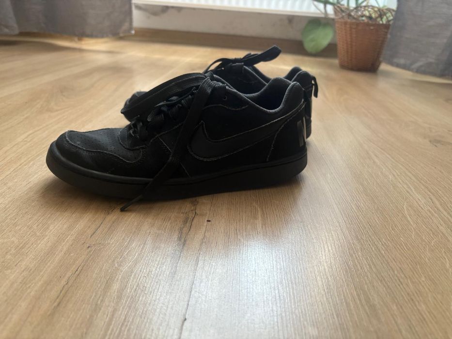 Buty damskie/uniwersalne /NIKE