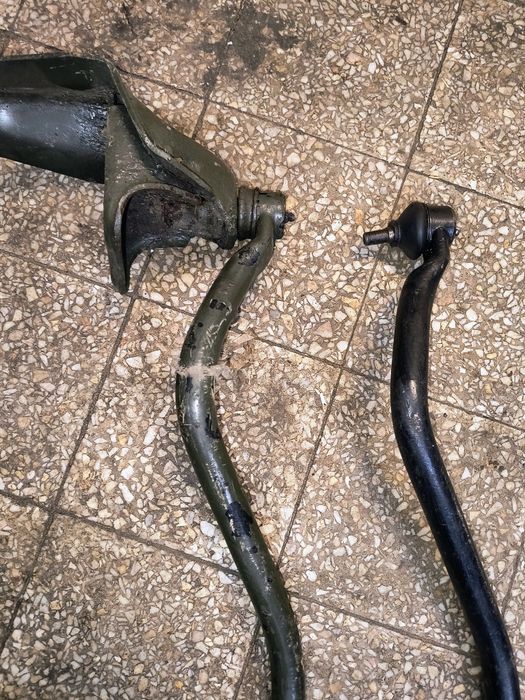 Drążek panharda poprzeczny jeep Cherokee xj 89-01r 4,0