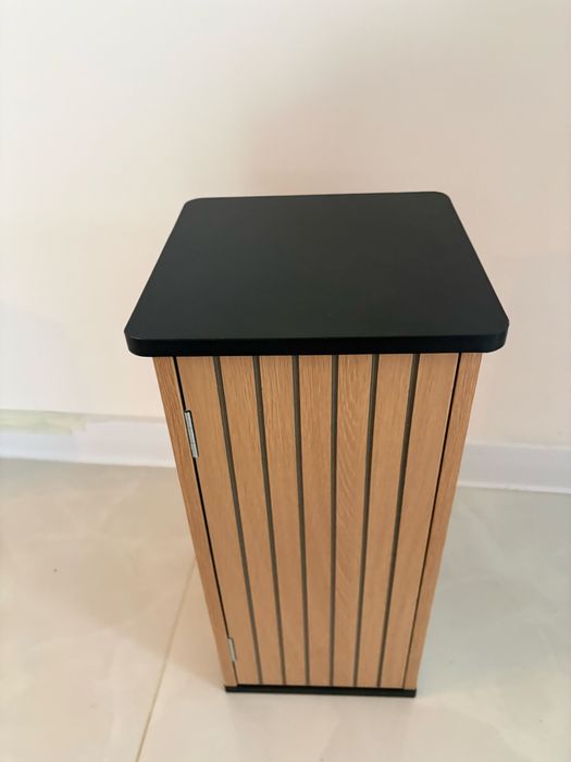 Mini szafka stolik kwietnik lamele