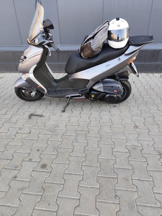 Aprilia Leonardo 300 2005