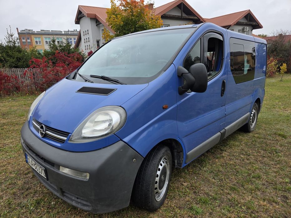 Opel Vivaro 1.9cdti 2005r 6osobowy
