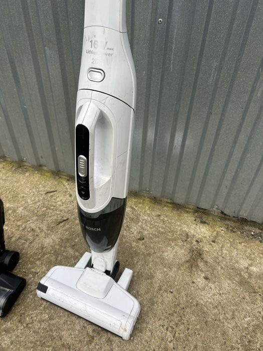 Sprzedan dwa sprawne odkurzacze bezprzewodowe  bez ładowarek