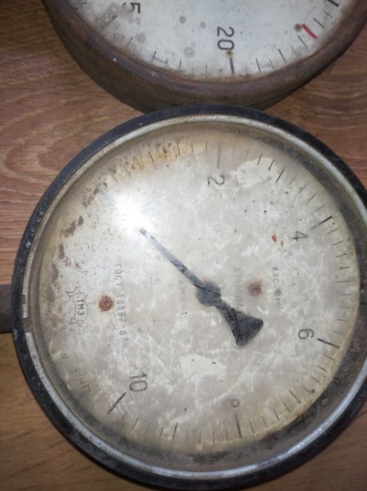 Манометри, Вольтметри різного типу