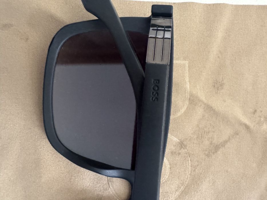 Oculos de sol novos