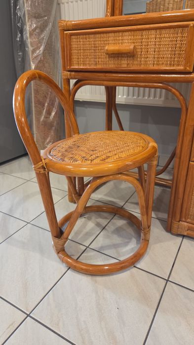 Toaletka boho, wiklinowa