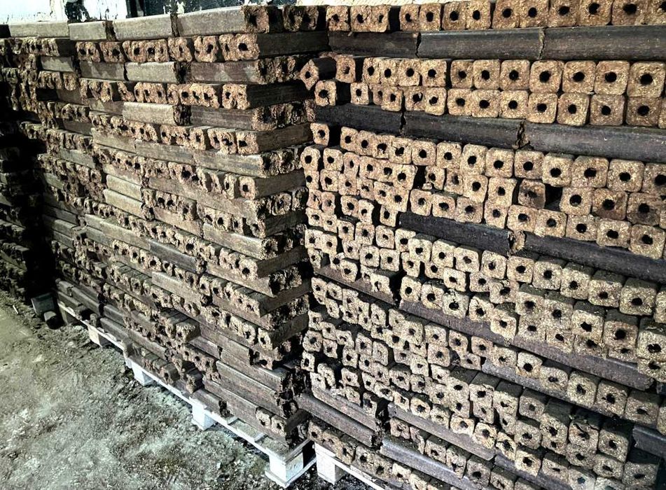 Вугілля пелети брикети — паливо, яке не підводить у сезон