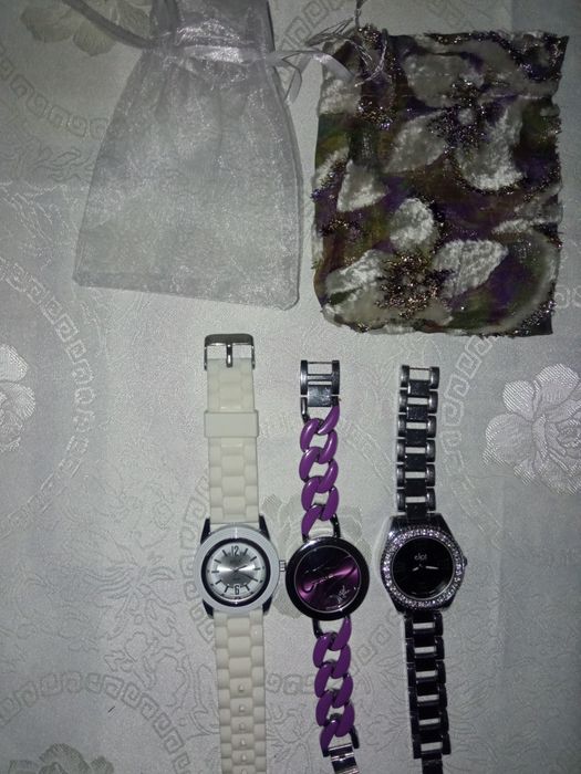 Часи жіночі  коханій на свято!