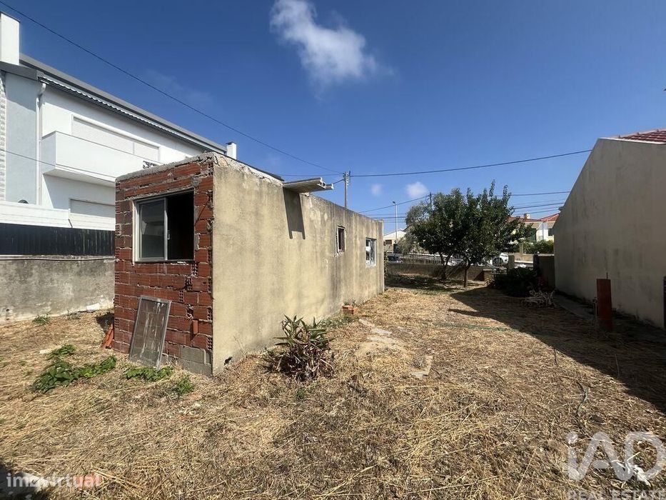 Casa / Villa T2 em São Domingos de Rana de 71,5 m2