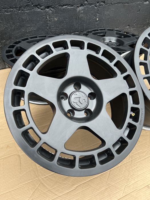 Диски р18 5/114,3 8.5j et30 Fifteen 52 Turbomac (Rotiform,Weds,OZ,BBS ...
