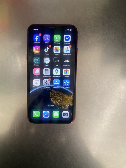 Продам iPhone XR 76%