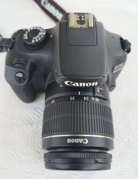 Câmera Canon 4000D"COMO NOVA"+ Lente 18-55 + Cartão 64gb / wi-fi