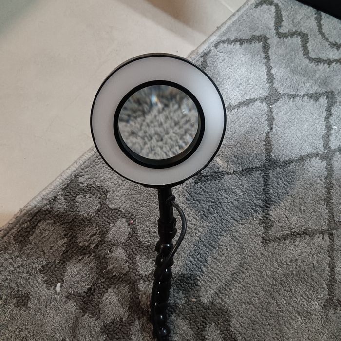 Suporte para soldar com lupa