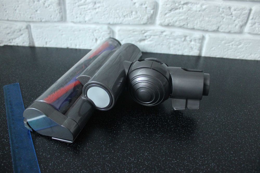 Насадка-турбощітка Dyson. оригінал. дайсон пилосос