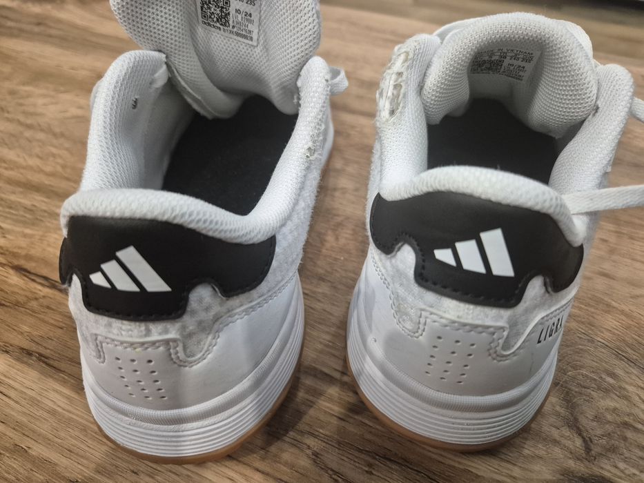 Adidas Ligra r 38