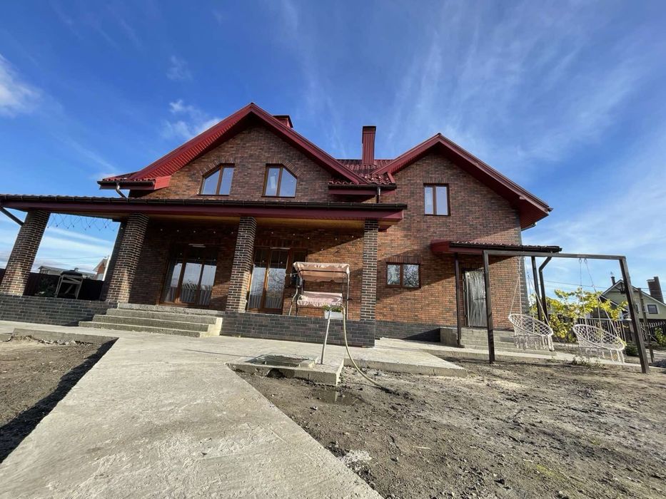 Будинок для сімʼї ,центр