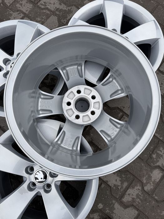 R16 5x100 Seat Skoda VW Kamiq Rapid Golf Bora Tour Audi A3 Fabia Roomster Jetta 5/100 Шкода Гольф  Румстер Фабія 5-100