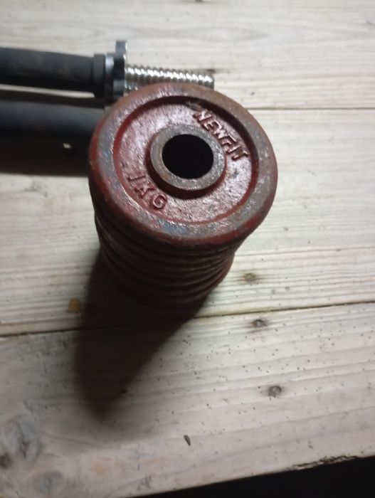 Alteres roscados com 36kg de pesos