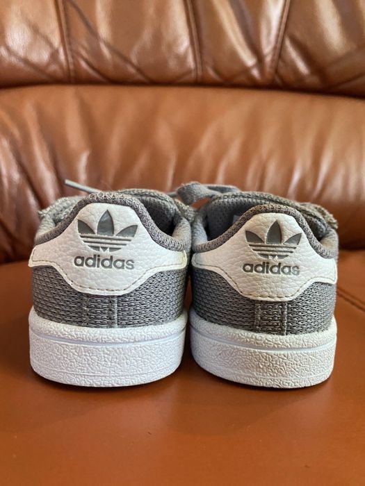 Дитячі кросівки Adidas та Balducci фактично нові розмір 22/23