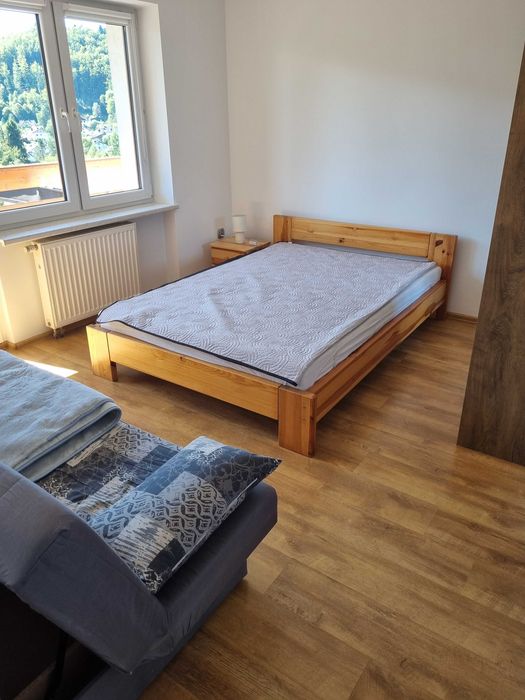 Wynajem długoterminowy .